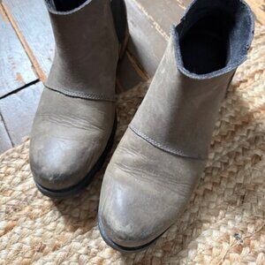 Sorel Emelie Chelsea Leather Waterproof Boots Bootie